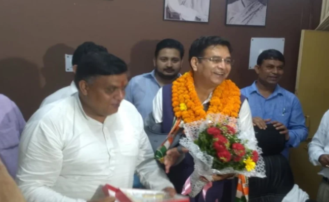 उत्तराखंड: प्रीतम सिंह ने संभाला नेता प्रतिपक्ष का कार्यभार, इंदिरा हृदयेश के निधन के बाद से चल रहा था रिक्त