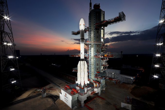 इसरो कल लॉन्‍च करेगा धरती पर निगरानी रखने वाले उपग्रह जीसैट-1, लॉन्चिंग का काउंटडाउन शुरू