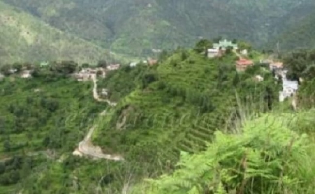 उत्तराखंड के दूरदराज गांवों में अब अधिकारी सीधे जनता से मिलकर समस्याएं पूछेंगे