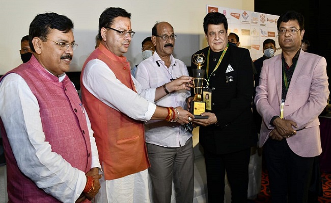 सीएम धामी ने किया छठे इंटरनेशनल फिल्म फेस्टिवल का शुभारम्भ