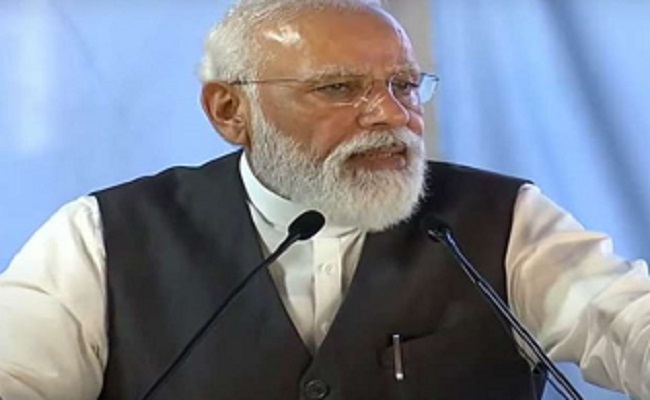 सत्ता संभालने के 20 साल पूरे होने पर पीएम ने अपने सियासी सफर को भी याद किया