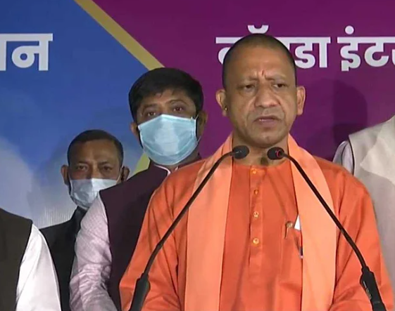 नए वेरिएंट के खतरे को लेकर योगी सरकार ने दिखाई सख्ती, कहा- विदेश से आने वाले यात्रियों के लिए बनेगा अलग अस्पताल
