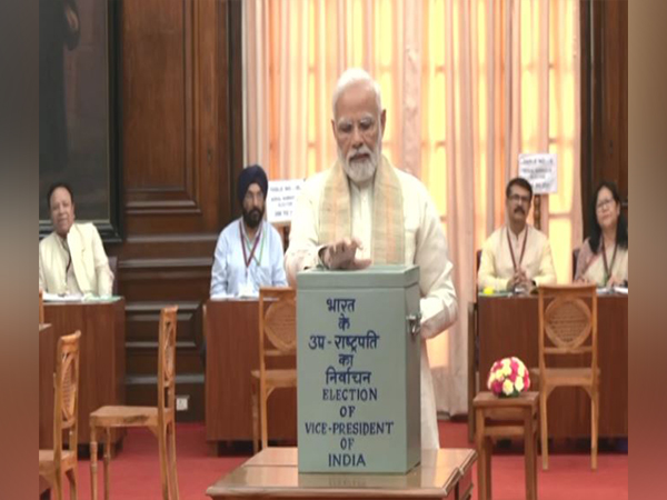 उपराष्ट्रपति चुनाव: पीएम मोदी ने किया मतदान, जानें- कब आएंगे परिणाम!