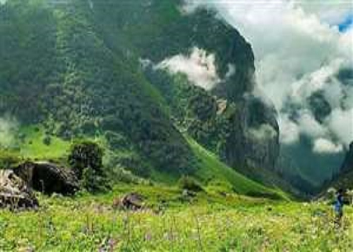 मौसम विभाग ने जारी की चेतावनी, भारी बारिश के बाद चमोली स्थित फूलों की घाटी सैलानियों के लिए तीन दिन रहेगी बंद