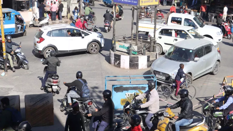 दो साल में उत्तराखंड में बनेंगी 32 पार्किंग, पहली बार टनल में पार्क होंगे वाहन