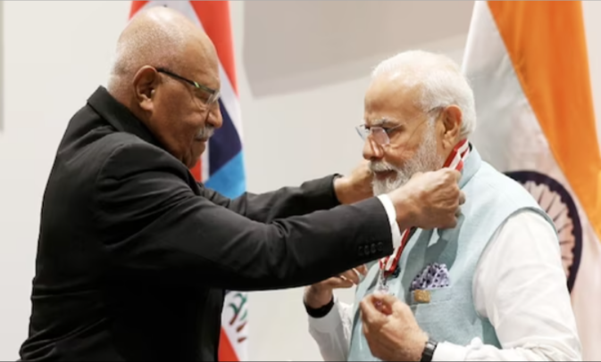 फिजी के सर्वोच्च सम्मान से नवाजे गए पीएम मोदी