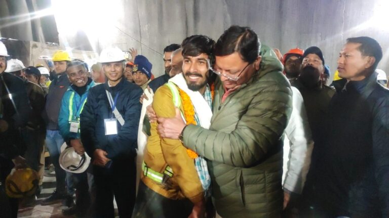 सीएम धामी ने बचाव दल की पूरी टीम को दी बधाई, कहा-श्रमिकों और उनके परिजनों के चेहरे की खुशी ही मेरी ईगास-बगवाल