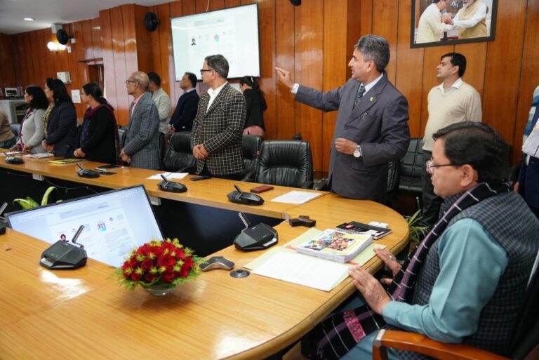 सीएम धामी ने किया ‘मेरी योजना’ पुस्तक का ई बुक के रूप में विमोचन