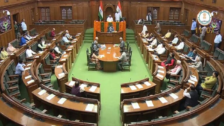 दिल्ली विधानसभा गठन के 30 साल पूरे, दिल्ली सरकार ने विधायक फंड में की बढ़ोतरी