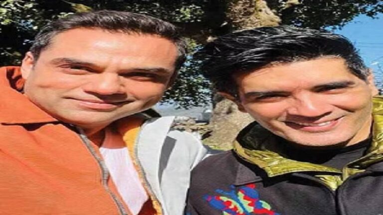 उत्तराखंड: अभय देओल और मनीष मल्होत्रा पहुंचे नैनीताल, मंदिर में की  पूजा-अर्चना