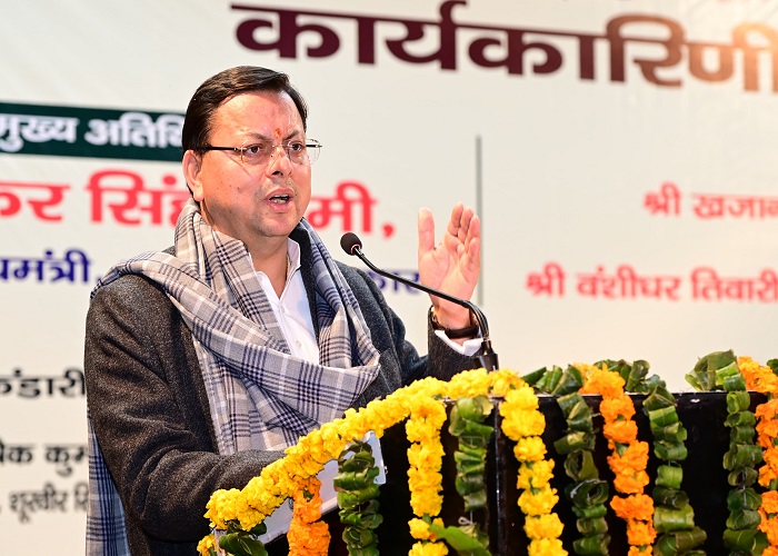 सीएम धामी उत्तरांचल प्रेस क्लब कार्यकारिणी के शपथ ग्रहण में हुए शामिल