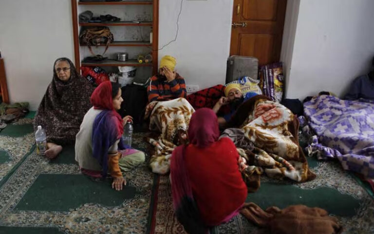 सब कुछ बेच दिया, अब कैसे लौटें?’: भारत-पाकिस्तान रिश्तों में तनाव के बीच परिवारों की निराशा