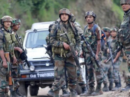 त्राल के जंगलों में सेना का जबरदस्त हमला, जैश के 3 आतंकवादी ढेर