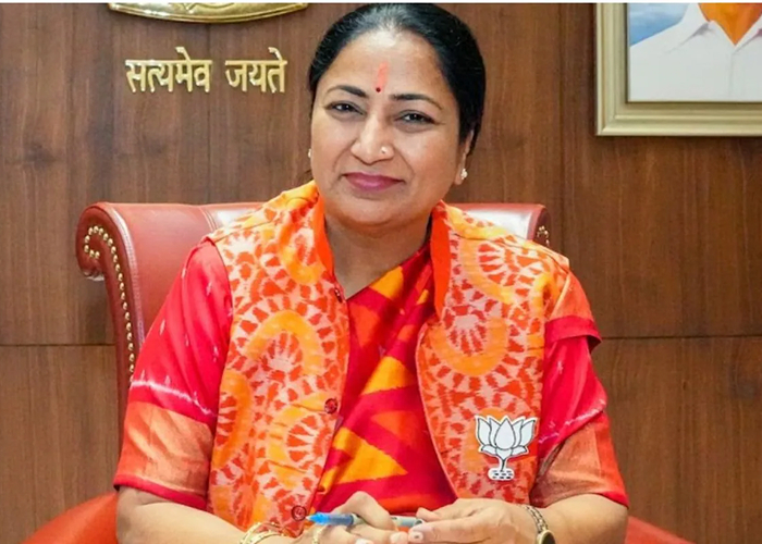 दिल्ली को 20 दिनों में चमकाने का अल्टीमेटम: सीएम रेखा गुप्ता ने अधिकारियों को दिया स्पष्ट आदेश