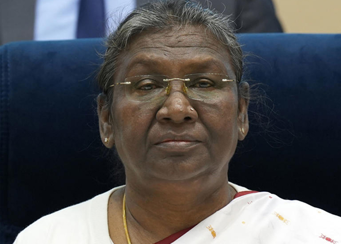 राष्ट्रपति मुर्मू ने गुजरात और महाराष्ट्र के स्थापना दिवस पर दी शुभकामनाएं, किया गौरवमयी योगदान का अभिनंदन