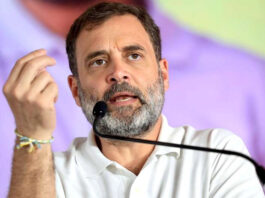 शहीद के घर पहुंचे राहुल गांधी: विनय नरवाल के परिवार से मिलकर बांधा हौसला