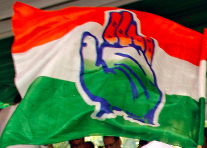 राहुल गांधी के बिहार दौरे से पहले कांग्रेस को बड़ा झटका, 17 नेता बीजेपी में शामिल