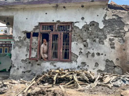 जम्मू-कश्मीर में सीमा पर बने 9,500 बंकर, और भी होंगे निर्माण: मुख्य सचिव का ऐलान