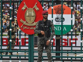 भारत-पाकिस्तान के राजनयिकों को 24 घंटे में निष्कासित करने का आदेश, दोनों देशों के बीच बढ़ा तनाव