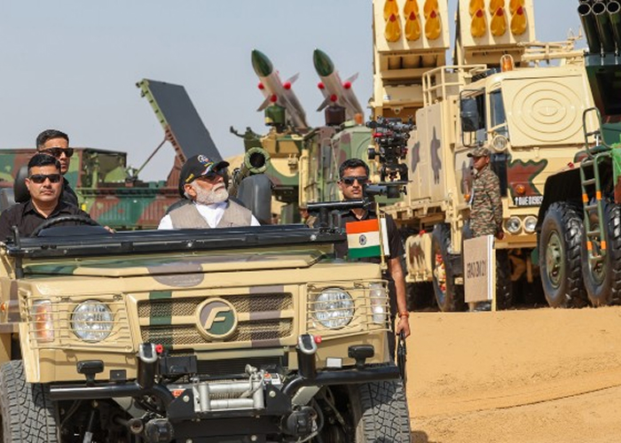 भारत के रक्षा निर्यात में ऐतिहासिक वृद्धि: FY25 में 23,622 करोड़ रुपये का रिकॉर्ड