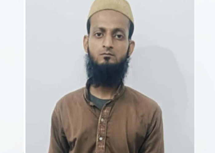 वाराणसी में पाक के लिए जासूसी कर रहा तुफैल गिरफ्तार, व्हाट्सएप पर फैला रहा था देशविरोधी संदेश