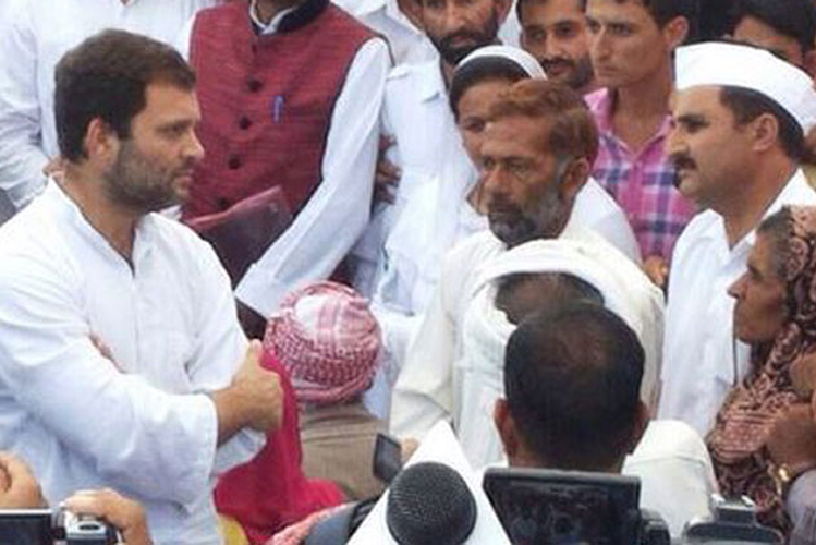 राहुल गांधी पहुंचे जम्मू, पूंछ में पाक गोलीबारी से प्रभावित परिवारों से करेंगे मुलाकात