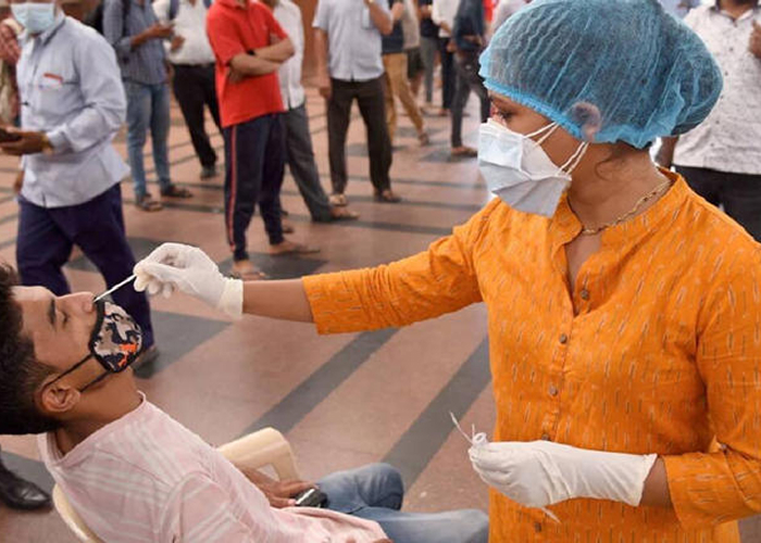 भारत में दो नए कोविड वेरिएंट्स की पुष्टि, WHO की निगरानी में शामिल