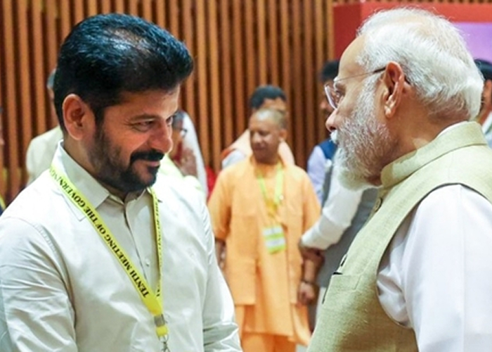 राफेल पर रेवंत रेड्डी का पीएम मोदी से तीखा सवाल: “पाकिस्तान ने कितने गिराए?” BJP का तंज – “मिस वर्ल्ड की फोटो तक ही सीमित रहिए!”