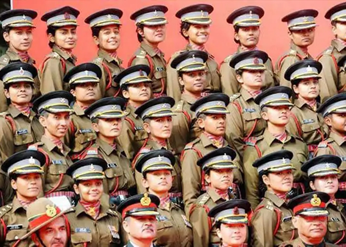 इतिहास रचते हुए: NDA की पहली महिला कैडेट बैच ने 300 से अधिक पुरुष साथियों के साथ किया सफल ग्रेजुएशन