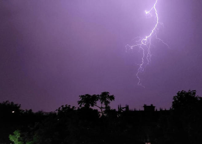 ओडिशा में आकाशीय बिजली का कहर: 9 लोगों की मौत, मौसम विभाग ने जारी किया अलर्ट