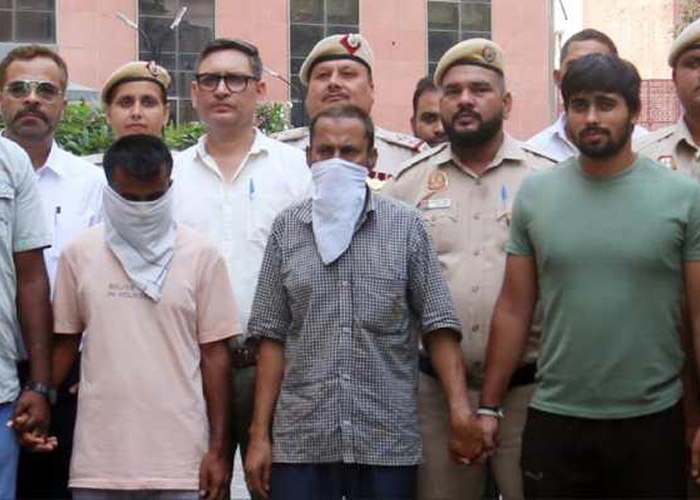 मथुरा में यूपी पुलिस का बड़ा कदम: 90 बांग्लादेशी नागरिक गिरफ्तार, जांच जारी