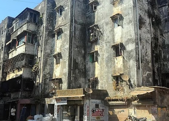 नवी मुंबई में 527 इमारतें घोषित हुईं खतरनाक, 30 साल से पुरानी इमारतों के लिए स्ट्रक्चरल ऑडिट अनिवार्य