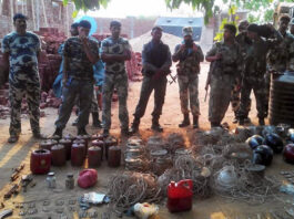 माओवादी गिरोह से सुरक्षा बलों ने बरामद किए 2.5 टन से ज्यादा विस्फोटक, बड़ी सफलता पर सबकी नजरें!