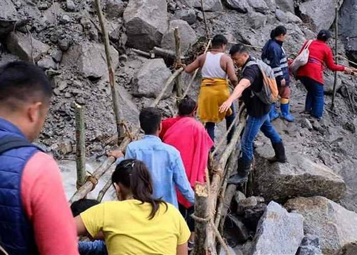सिक्किम भूस्खलन: लेफ्टिनेंट कर्नल और उनकी सेवानिवृत्त वायुसेना अधिकारी पत्नी सहित छह लोग लापता