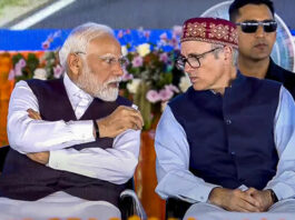 उपराज्यपाल को प्रमोशन मिला, मुझे डिमोशन” — PM मोदी के साथ मंच साझा कर उमर अब्दुल्ला ने उठाया जम्मू-कश्मीर राज्य का मुद्दा