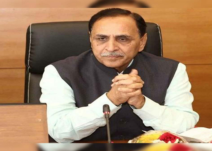 अहमदाबाद विमान हादसा: क्रैश हुई फ्लाइट में सवार थे पूर्व CM विजय रुपाणी, बाल-बाल बचे