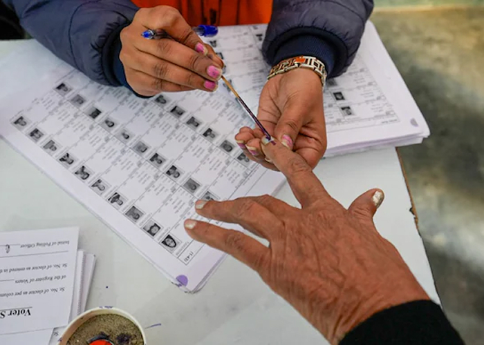 केरल के निलंबुर में सबसे अधिक 13.15% मतदान, लुधियाना वेस्ट में सबसे कम वोटिंग दर्ज