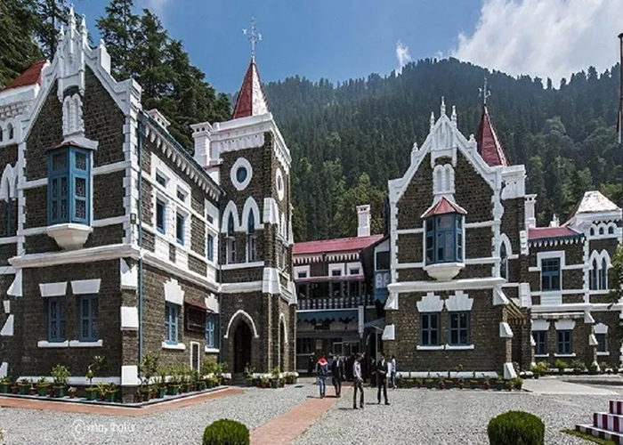 उत्तराखंड पंचायत चुनाव पर हाईकोर्ट की रोक: त्रिस्तरीय चुनाव पर क्यों लगी ब्रेक? जानिए पूरी वजह
