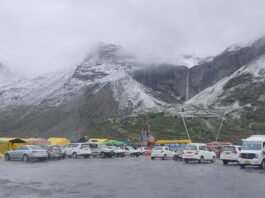 उत्तराखंड में मानसून का कहर: हाईवे बंद, तीर्थयात्री फंसे, चारधाम यात्रा पर लगा ब्रेक