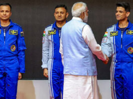 PM मोदी का शुभांशु शुक्ला को बड़ा संदेश: 1.4 अरब भारतीयों की उम्मीदें लेकर अंतरिक्ष में रवाना