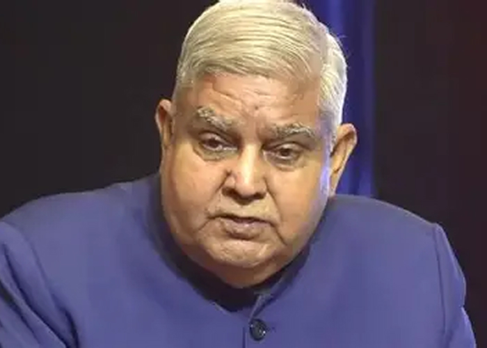 नैनीताल में कार्यक्रम के बाद उपराष्ट्रपति धनखड़ की तबीयत अचानक बिगड़ी, भावुक होकर पूर्व सांसद डॉ. महेंद्र को गले लगाकर फूट-फूटकर रोए