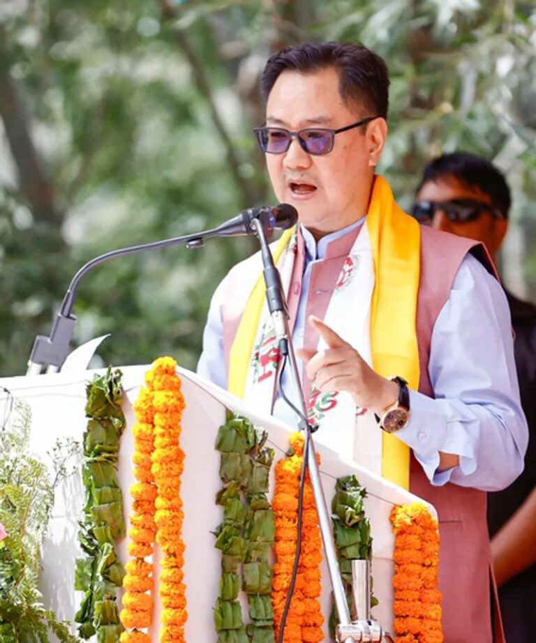 किरेन रिजिजू ने की हज समीक्षा बैठक की अध्यक्षता