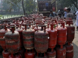 1 जुलाई 2025 से सस्ता हुआ एलपीजी सिलेंडर! जानिए आपके शहर में अब कितने में मिलेगा गैस सिलेंडर