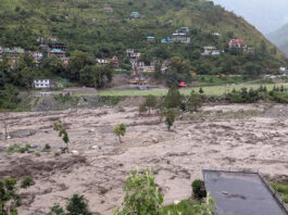 हिमाचल में बारिश का कहर: मंडी में बादल फटने से 34 लापता, रेस्क्यू ऑपरेशन जारी