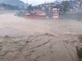 उत्तराखंड के पांच जिलों में भारी बारिश का ऑरेंज अलर्ट, अगले चार दिन तक भूस्खलन और बाढ़ का खतरा