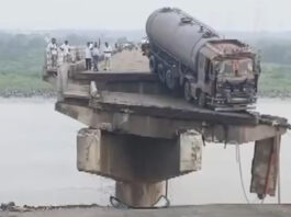 गुजरात में बड़ा हादसा: वडोदरा-आणंद को जोड़ने वाला पुल टूटा, नदी में गिरे कई वाहन, 3 की मौत