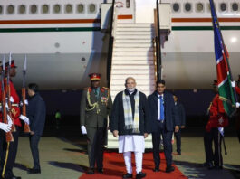 नामीबिया में पीएम मोदी का सांस्कृतिक स्वागत: पारंपरिक ढोल बजाकर जीता दिल, भारत-अफ्रीका संबंधों में नई धुन