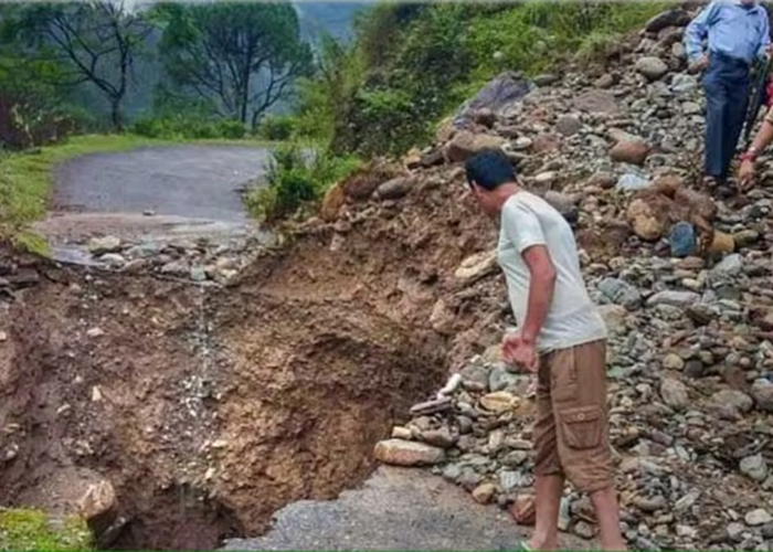 उत्तराखंड में आफत की बारिश: 22 की मौत, 133 सड़कें बंद, कई गांव मुख्यालय से कटे, राहत कार्य जारी