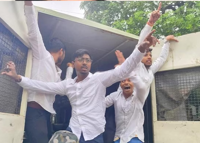 ओडिशा: कांग्रेस छात्र नेता गिरफ्तार, छात्रा की ड्रिंक में नशीला पदार्थ मिलाकर दुष्कर्म का आरोप