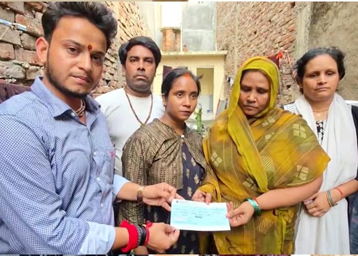 बागेश्वर धाम हादसा: मृत श्रद्धालु के परिवार से किया वादा निभाया, एक दिन की ₹7.68 लाख चढ़ोतरी भेजकर दिखाई इंसानियत